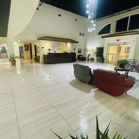 Fairbridge Inn & Suites Cuero Kültér fotó