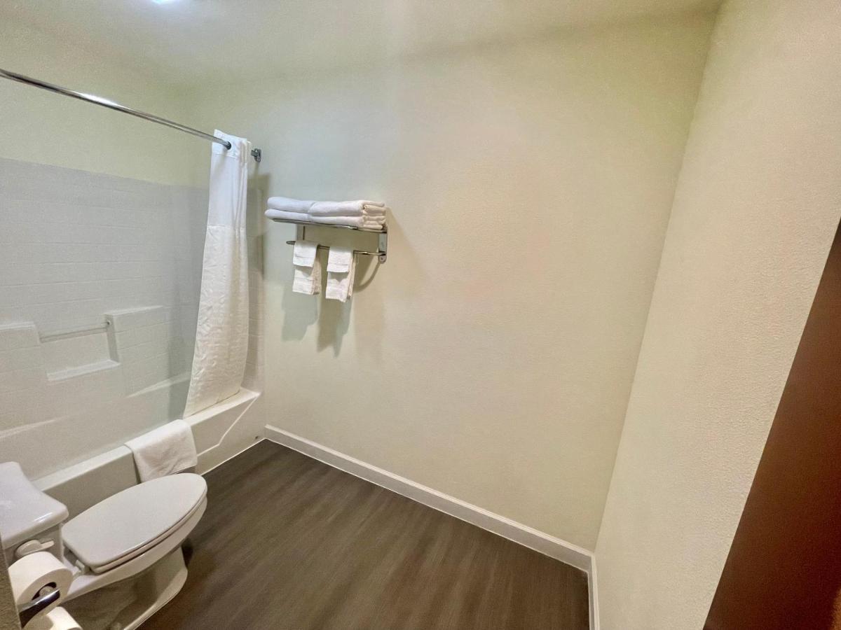 Fairbridge Inn & Suites Cuero Kültér fotó