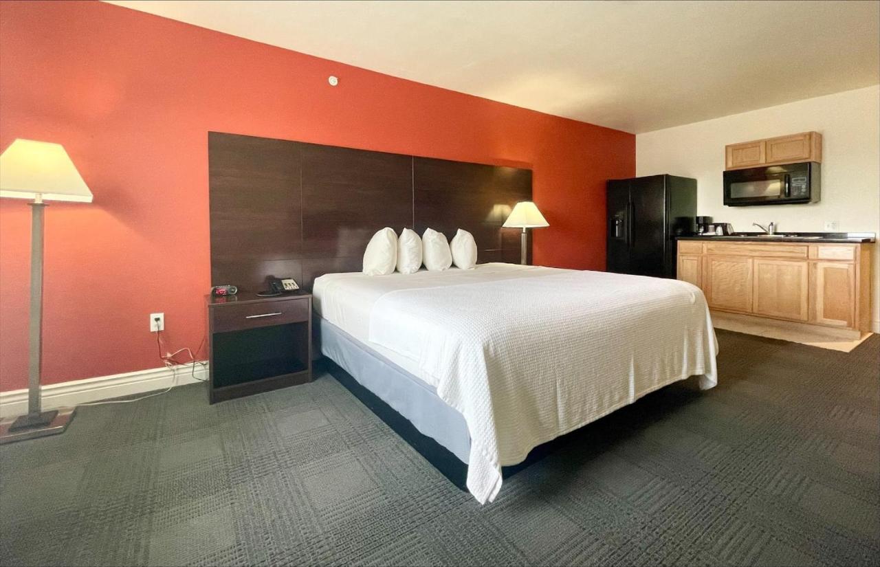 Fairbridge Inn & Suites Cuero Kültér fotó