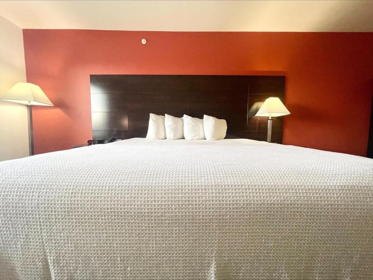 Fairbridge Inn & Suites Cuero Kültér fotó